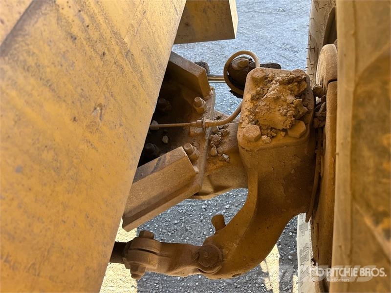 Loadlifter 4430B-6 6000 lb 4x4x4 Rough Terrain For Elevatore per esterni