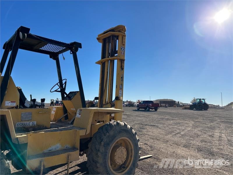 Loadlifter 4430B-6 6000 lb 4x4x4 Rough Terrain For Elevatore per esterni