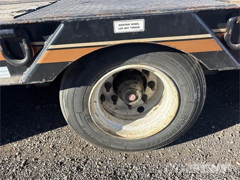 Loadstar 102 34 ft Quad/A Equipment Trailer Autotreilerid