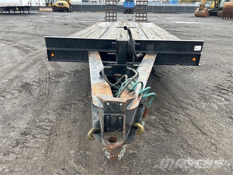  Loadstar 27 ft T/A Equipment Trailer Prikolice za autotransportere