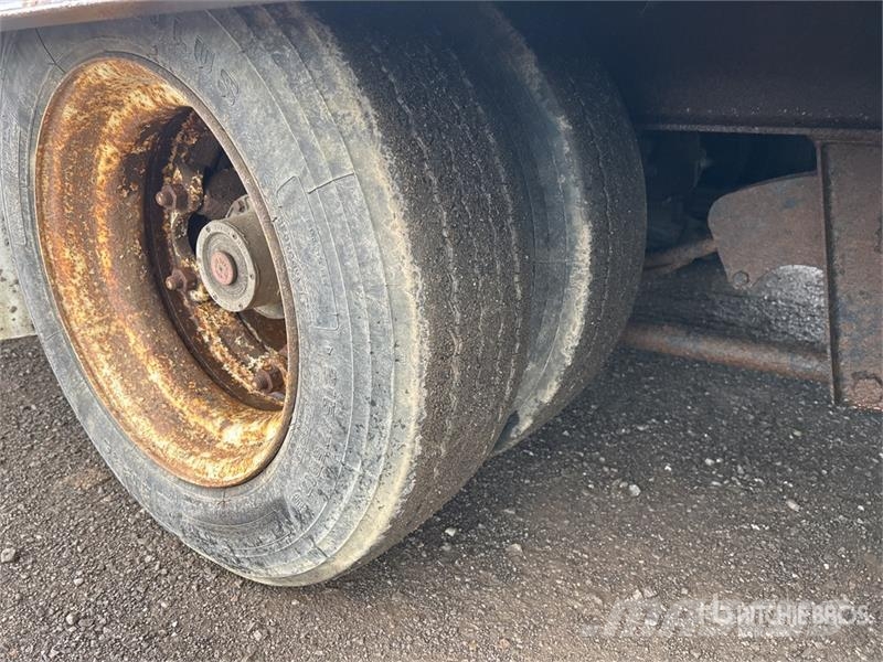  Loadstar 27 ft T/A Equipment Trailer Prikolice za autotransportere