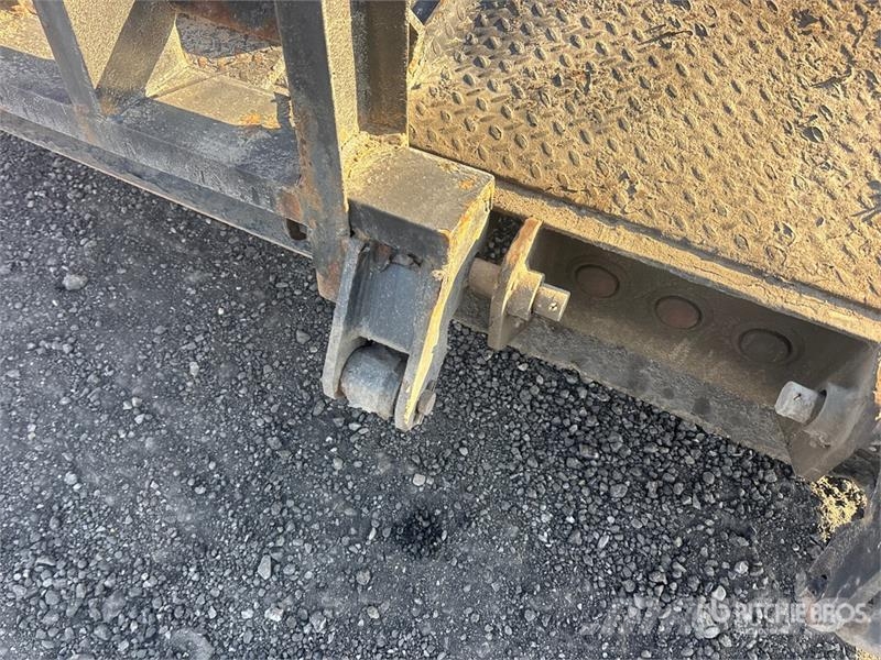 Loadstar 32 ft Quad/A Equipment Trailer Vehicle transport trailers
