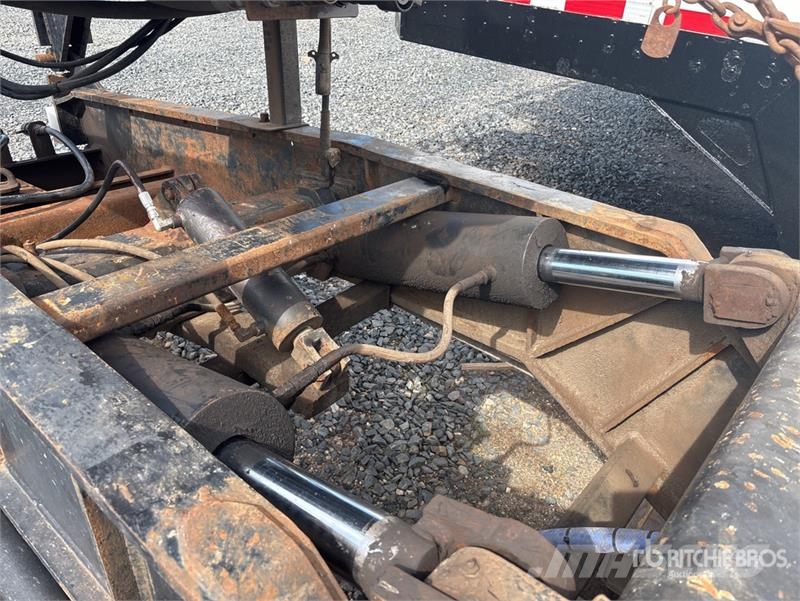 Loadstar Tri/A Removable Gooseneck Lowboy Trailer Низкорамные прицепы