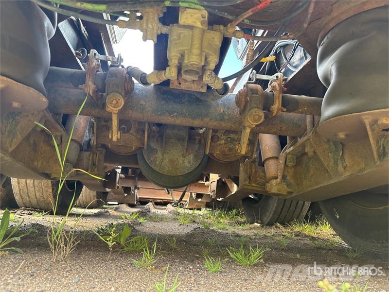 Loadstar Tri/A Removable Gooseneck Lowboy Trailer Низкорамные прицепы