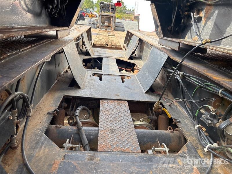 Loadstar Tri/A Removable Gooseneck Lowboy Trailer Низкорамные прицепы