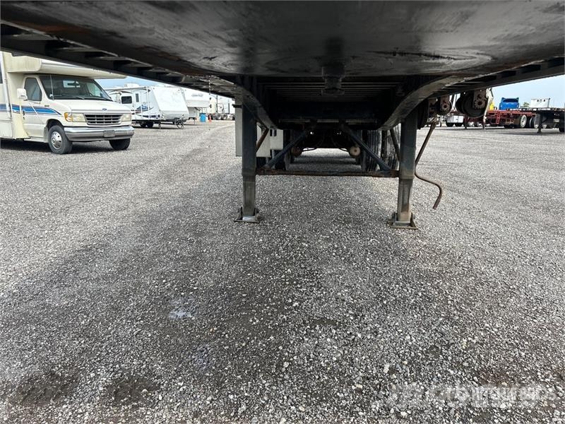 Lode King 28 ft Super B-Train Lead Flatbed Trailer Valníky