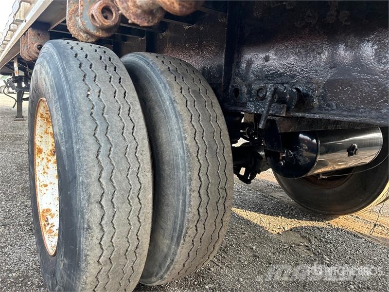 Lode King 48 ft T/A Flatbed Trailer Remolques de cama baja