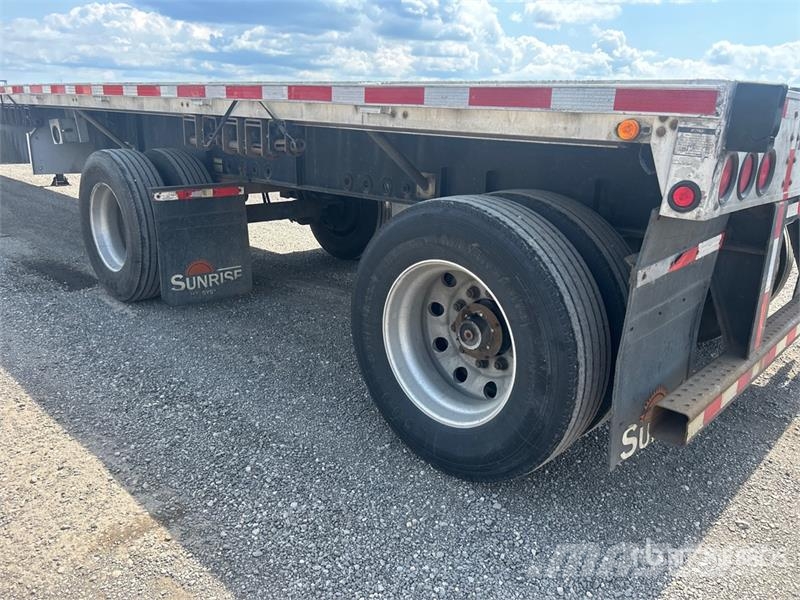 Lode King 48 ft T/A Spread Axle Flatbed Trailer Valníky