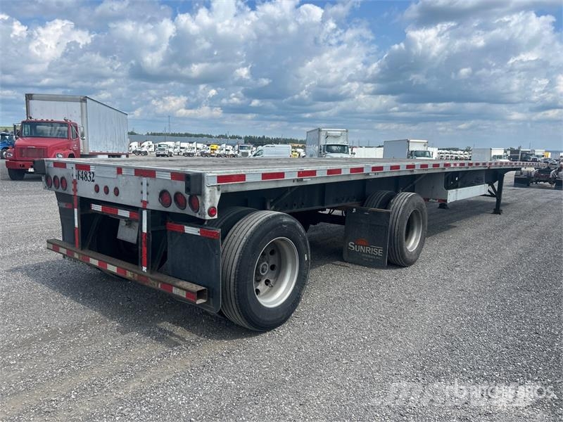 Lode King 48 ft T/A Spread Axle Flatbed Trailer Valníky