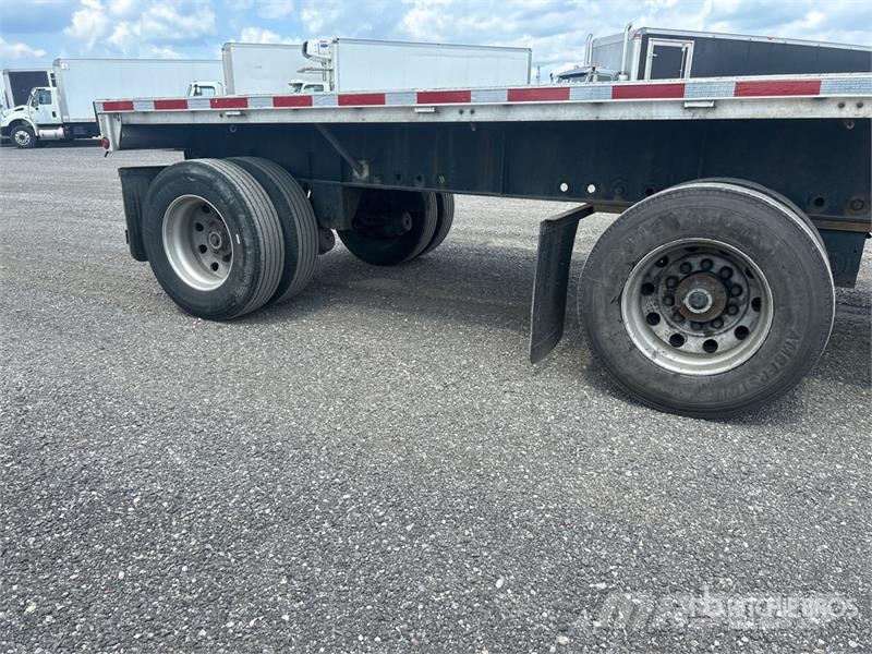 Lode King 48 ft T/A Spread Axle Flatbed Trailer Valníky