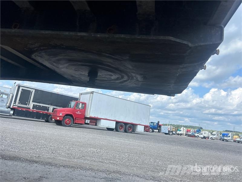 Lode King 48 ft T/A Spread Axle Flatbed Trailer Valníky