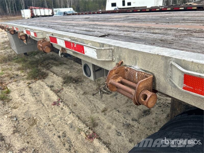 Lode King 48 ft Tri/A Equipment Trailer Vehicle transport trailers
