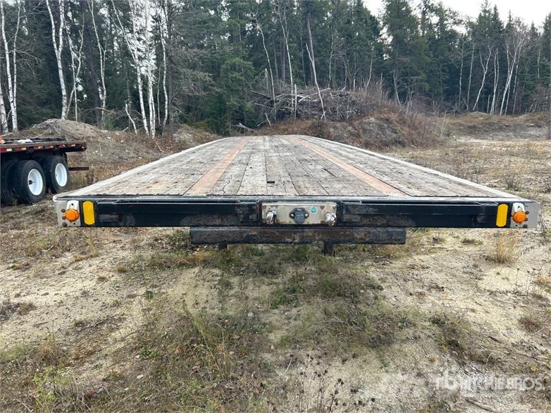 Lode King 48 ft Tri/A Equipment Trailer Vehicle transport trailers