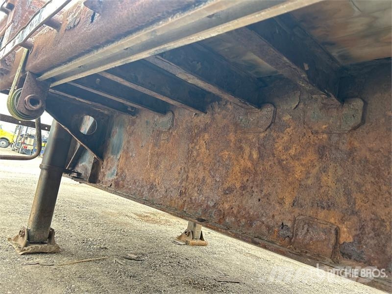 Lode King 53 ft Tri/A Step Deck Trailer Tieflader