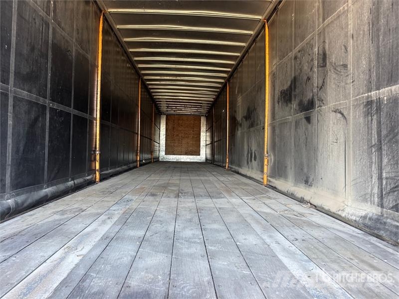 Lode King PF9 53 ft Tri/A Curtain Side Trailer Pressukapelliperävaunut