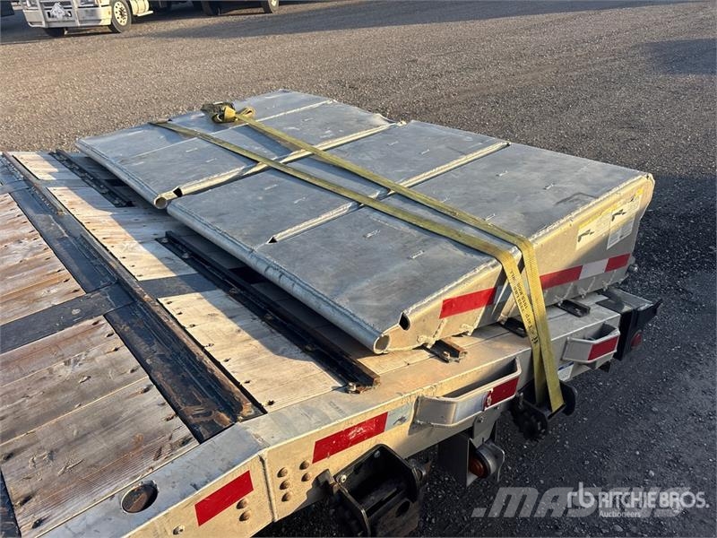 Lode King Renown 53 ft Tri/A Step Deck Trailer Низкорамные прицепы