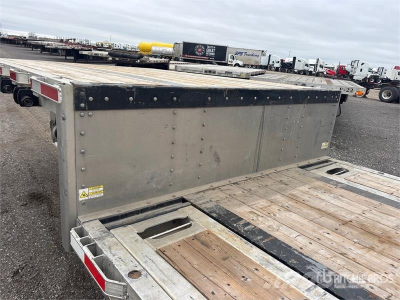 Lode King Renown 53 ft Tri/A Step Deck Trailer Caricatore basso