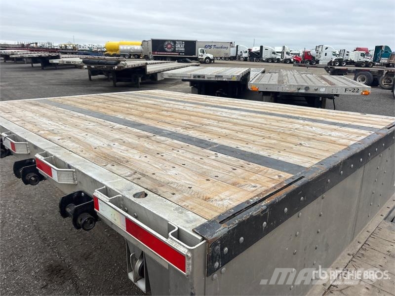 Lode King Renown 53 ft Tri/A Step Deck Trailer Caricatore basso