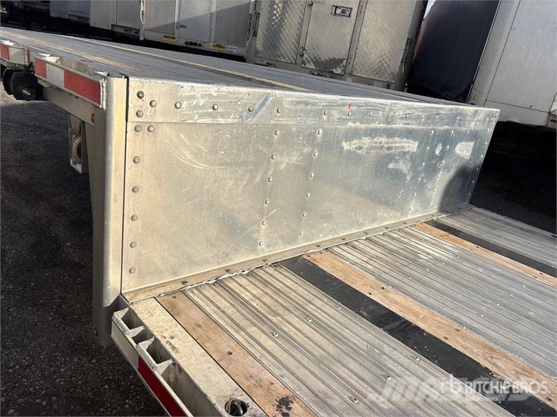 Lode King Renown 53 ft T/A Spread Axle Step Deck Trailer Низькорамні причепи