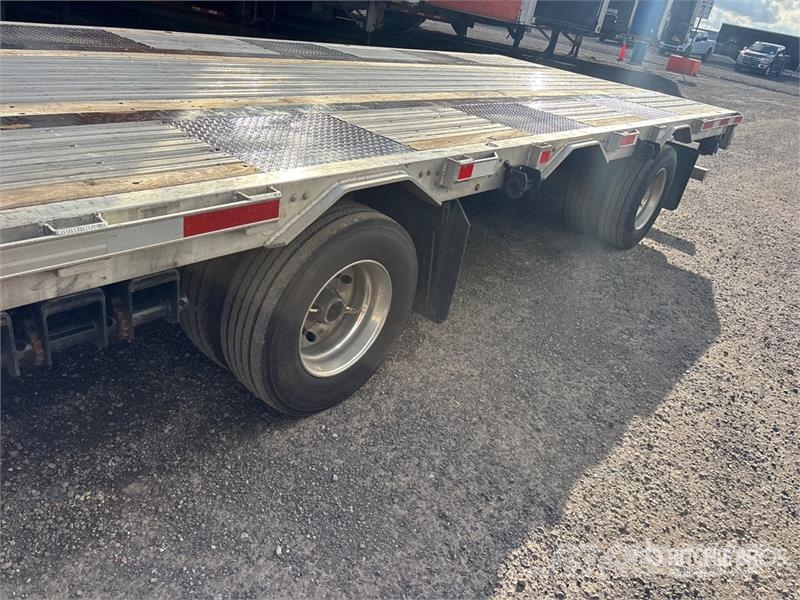Lode King Renown 53 ft T/A Spread Axle Step Deck Trailer Низькорамні причепи