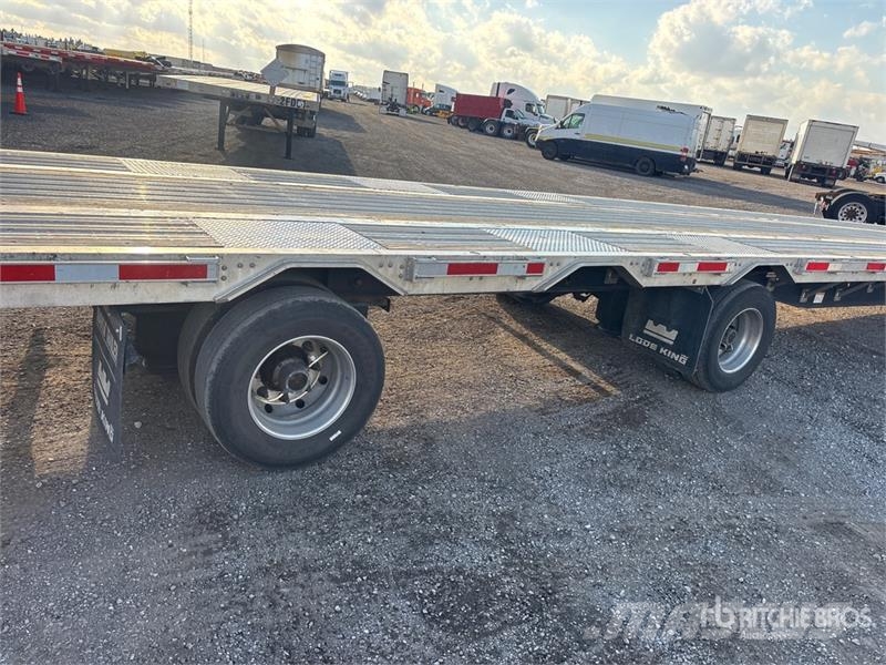 Lode King Renown 53 ft T/A Spread Axle Step Deck Trailer Низькорамні причепи
