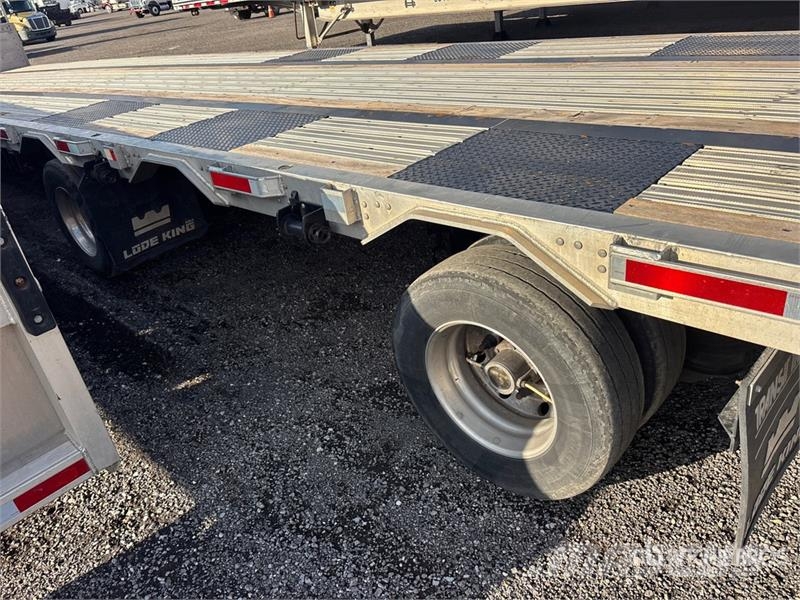 Lode King Renown 53 ft T/A Spread Axle Step Deck Trailer Низькорамні причепи