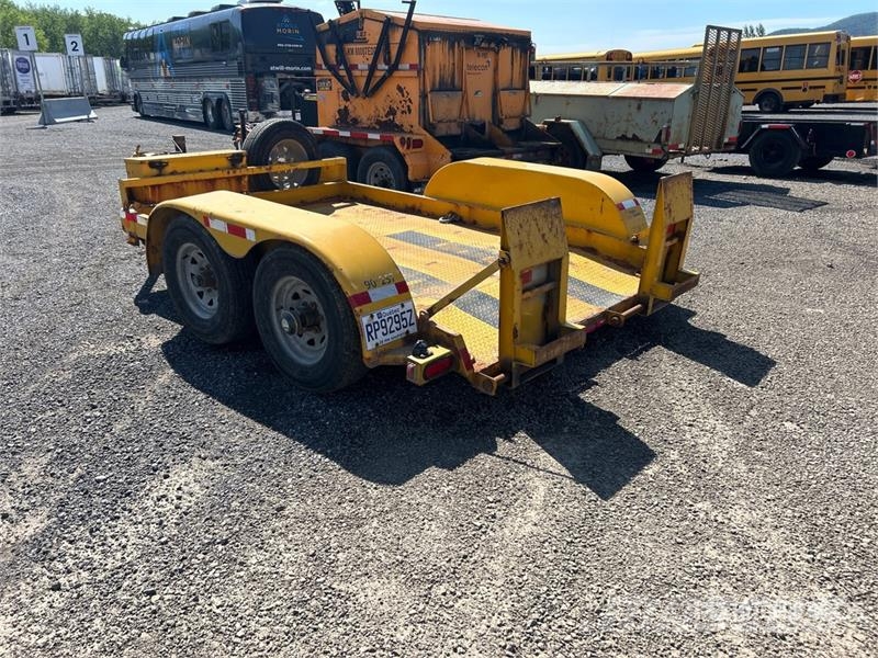 LWL 10 ft T/A Equipment Trailer Przyczepy do transportu samochodów