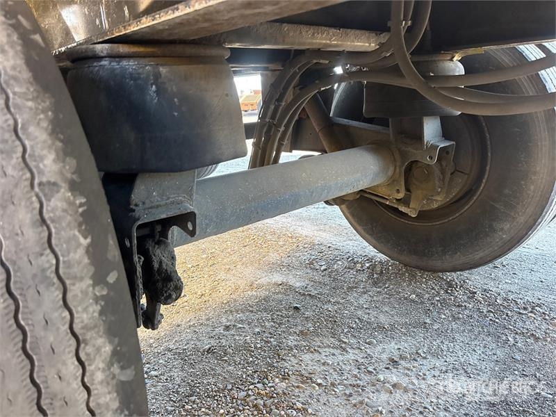 MAC 37 ft Tri/A Aluminum End Dump Trailer Самоскиди