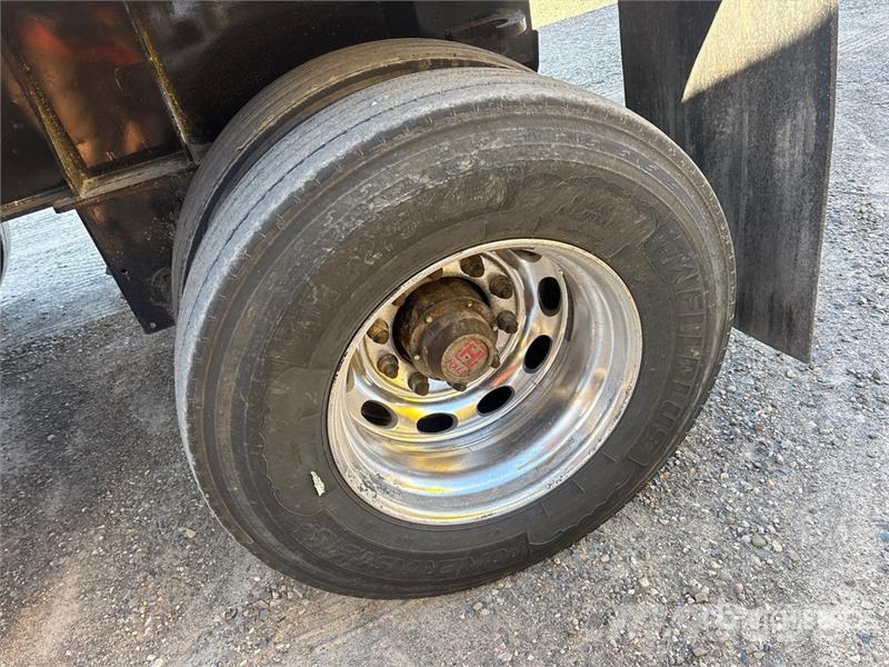 MAC 37 ft Tri/A Aluminum End Dump Trailer Самоскиди