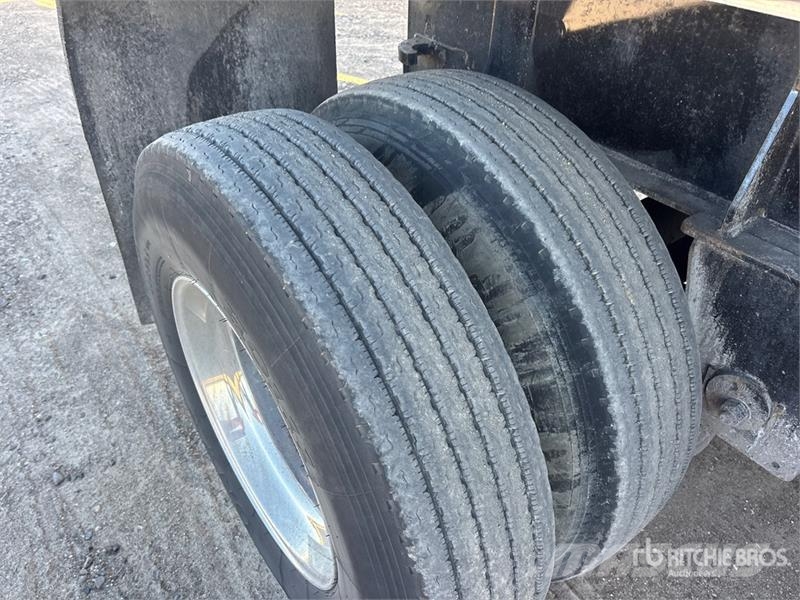 MAC 37 ft Tri/A Aluminum End Dump Trailer Самоскиди