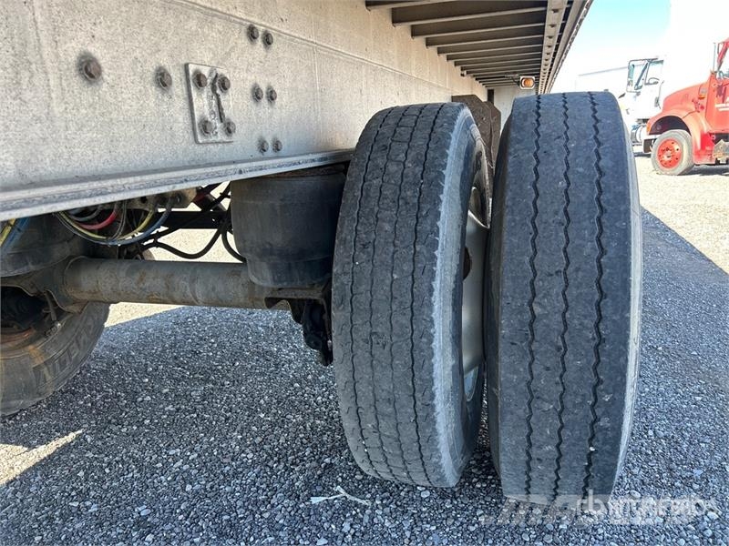 MAC 53 ft T/A Spread Axle Flatbed Trailer Valníky