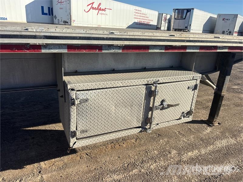MAC 53 ft T/A Spread Axle Flatbed Trailer Valníky