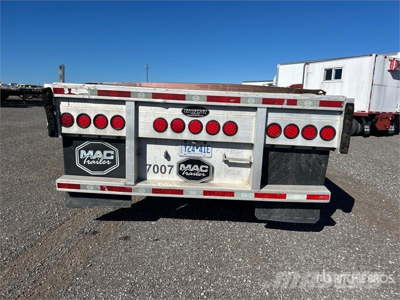 MAC 53 ft T/A Spread Axle Flatbed Trailer Valníky