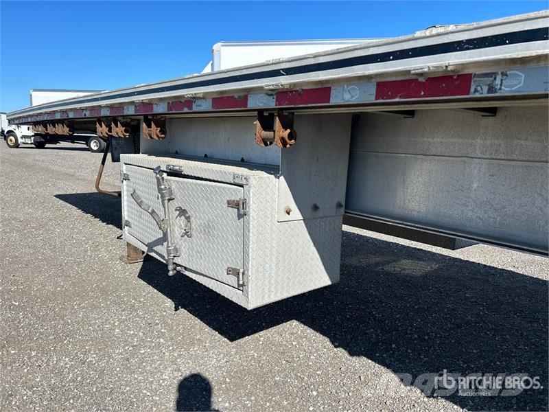 MAC 53 ft T/A Spread Axle Flatbed Trailer Valníky