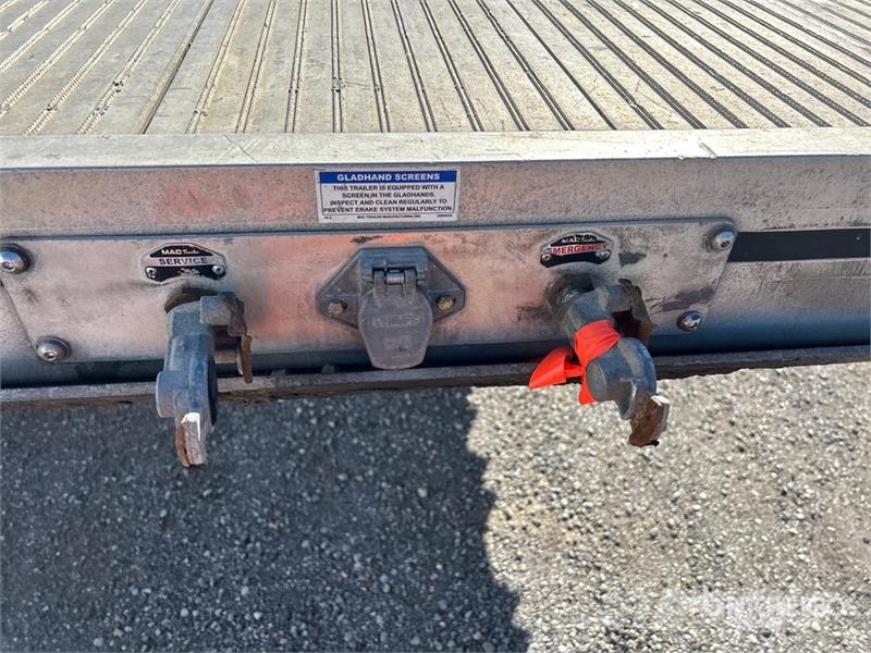 MAC 53 ft T/A Spread Axle Flatbed Trailer Valníky
