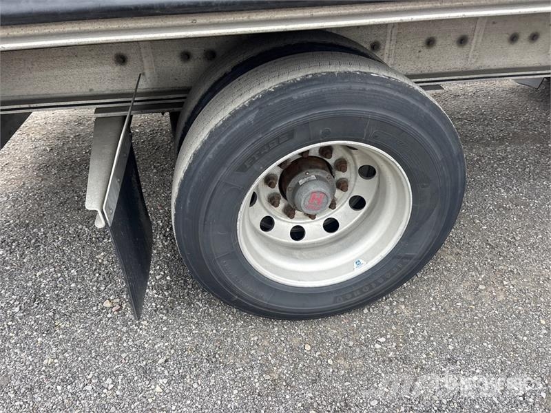 MAC 53 ft T/A Spread Axle Curtain Side Trailer Rimorchi centinati