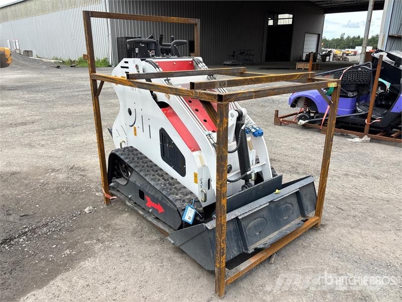 Machpro LP-625 Mini Compact Track Loader لوادر انزلاقية التوجيه