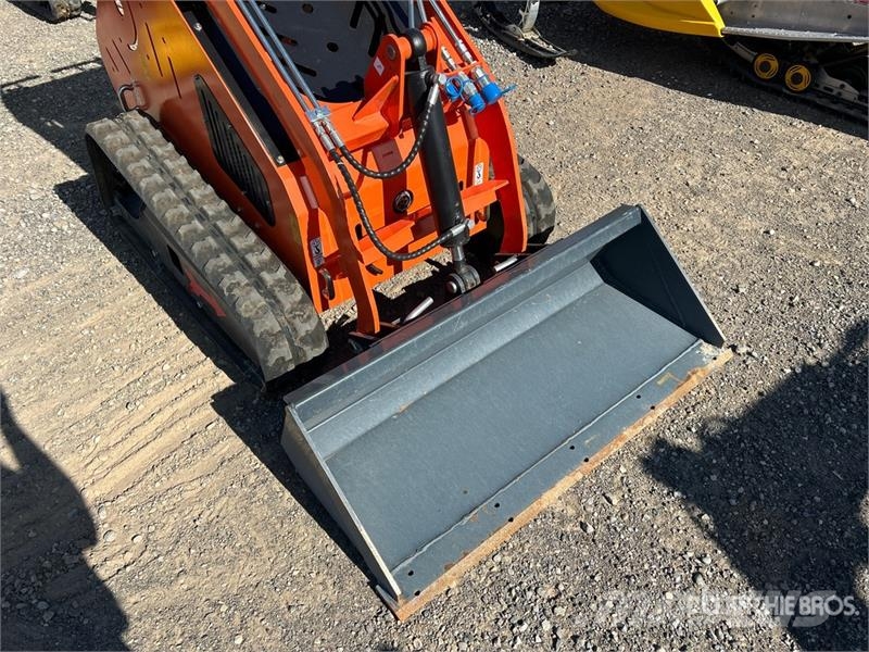 Machpro LP-625 Mini Compact Track Loader لوادر انزلاقية التوجيه