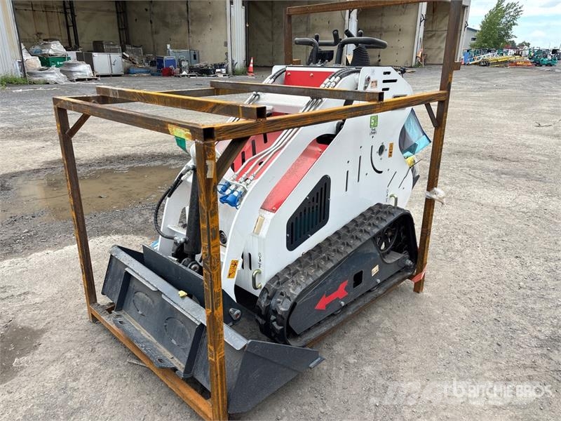 Machpro LP-625 Mini Compact Track Loader لوادر انزلاقية التوجيه