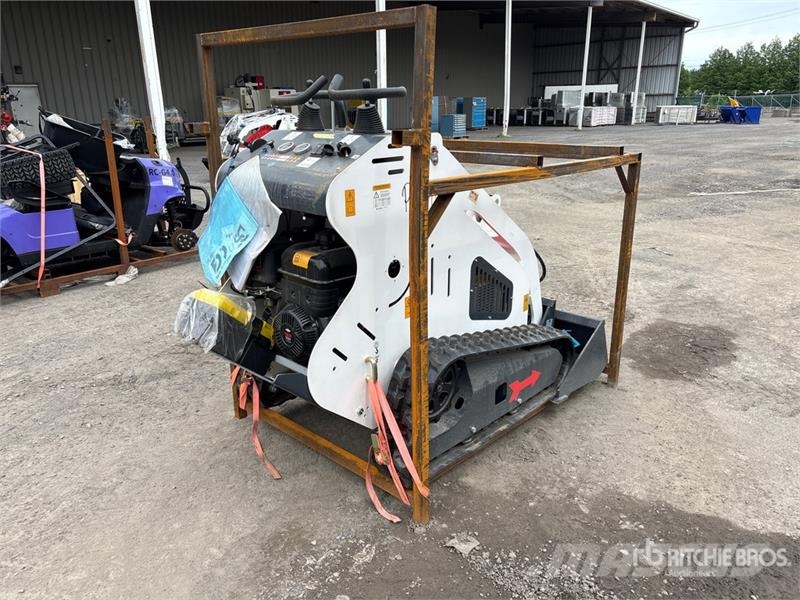 Machpro LP-625 Mini Compact Track Loader لوادر انزلاقية التوجيه
