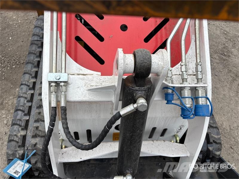Machpro LP-625 Mini Compact Track Loader لوادر انزلاقية التوجيه