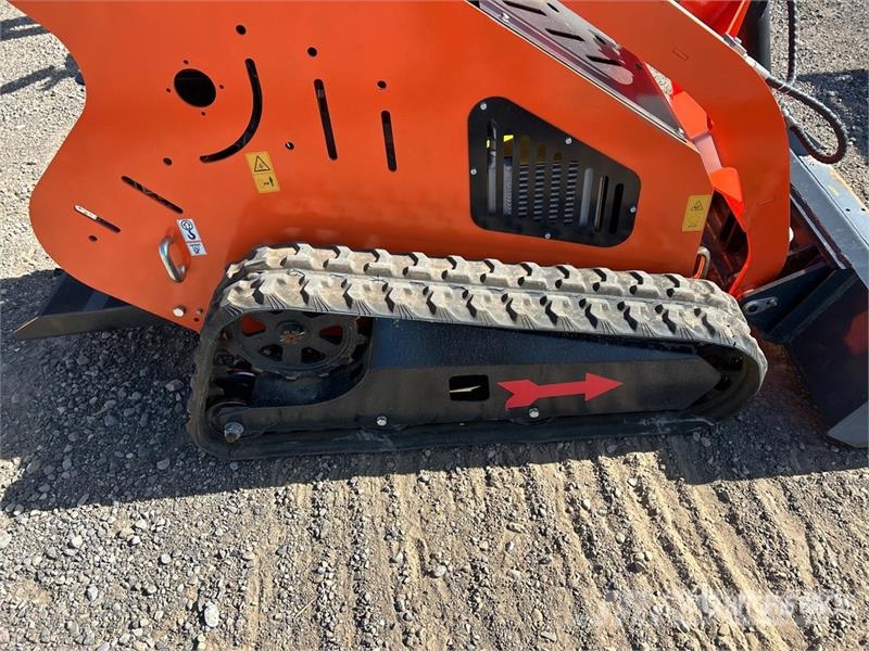 Machpro LP-625 Mini Compact Track Loader لوادر انزلاقية التوجيه