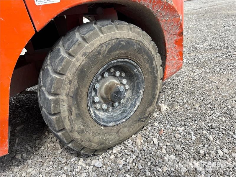 Machpro MP-L35 3000 kg Pneumatic Tire Forklift Muut haarukkatrukit
