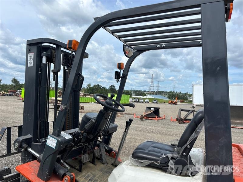 Machpro MP-L35 3000 kg Pneumatic Tire Forklift Muut haarukkatrukit