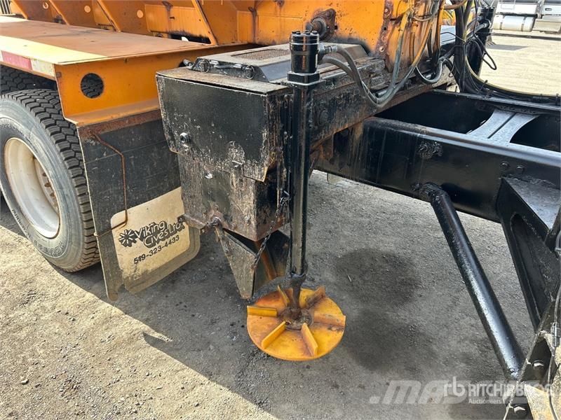 Mack 400 6x4 Snow Plow Truck Plogbilar