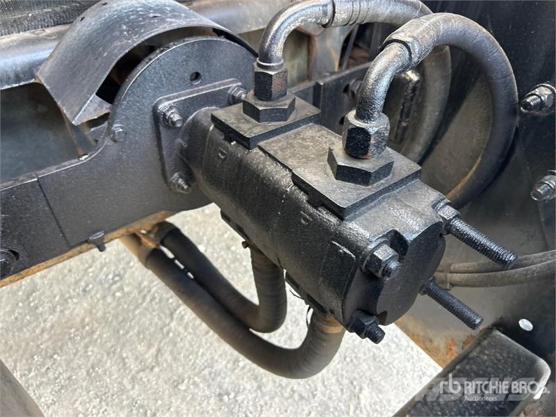 Mack 400 6x4 Snow Plow Truck Plogbilar