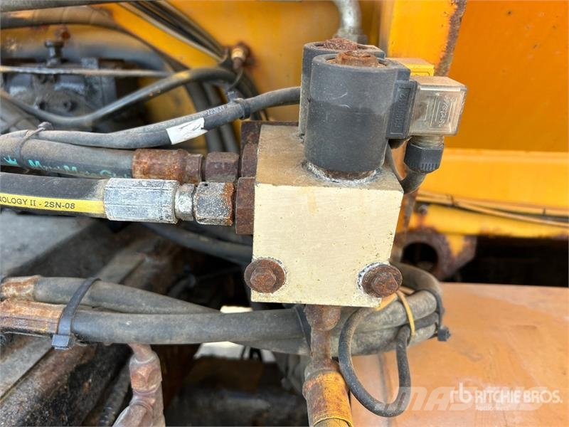 Mack 400 6x4 Snow Plow Truck Plogbilar