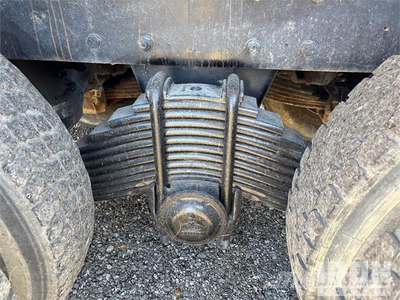 Mack 700 Грузовики-Самосвалы