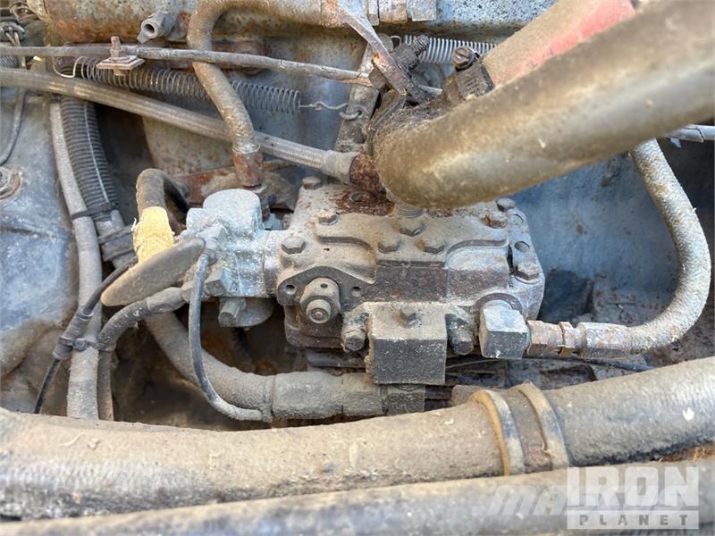Mack 700 Грузовики-Самосвалы