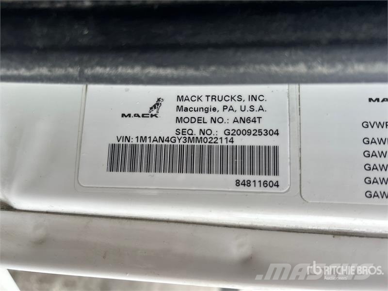 Mack Anthem 6x4 T/A Day Cab Truck Tractor Autotractoare